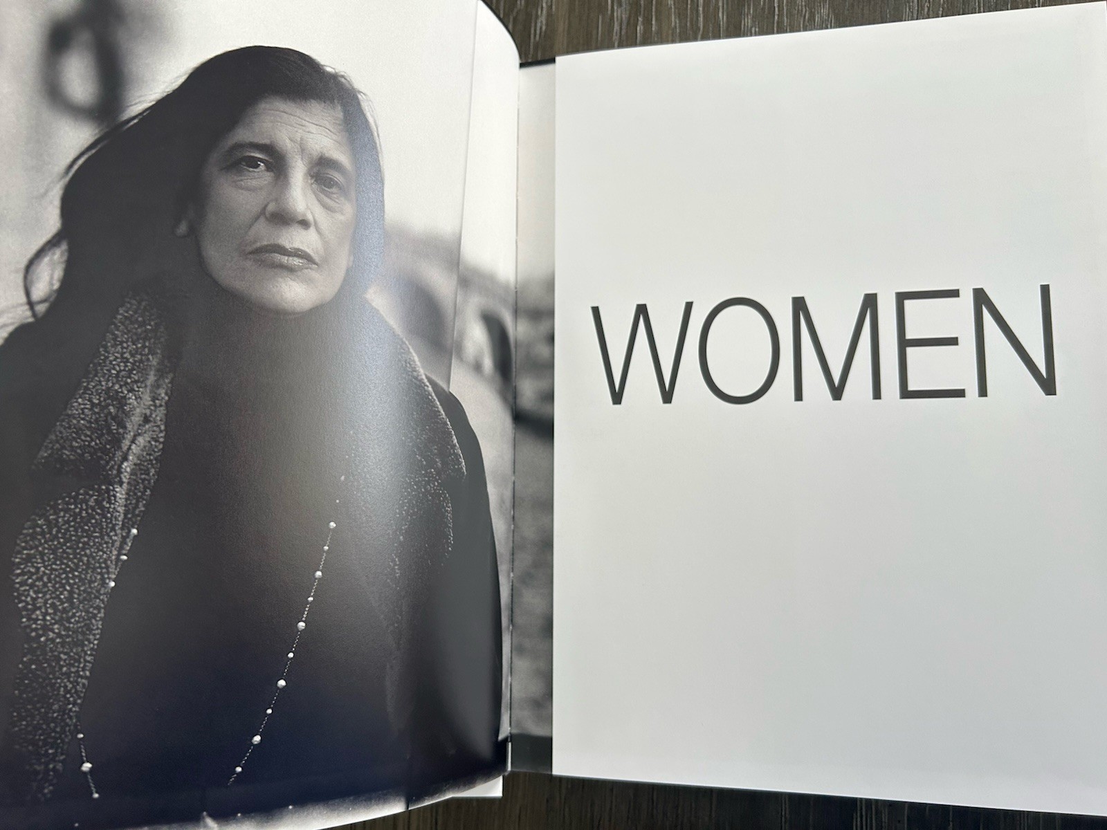 Annie Leibovitz: Women : 2025 Edition by Annie Leibovitz (2025, Hardcover)