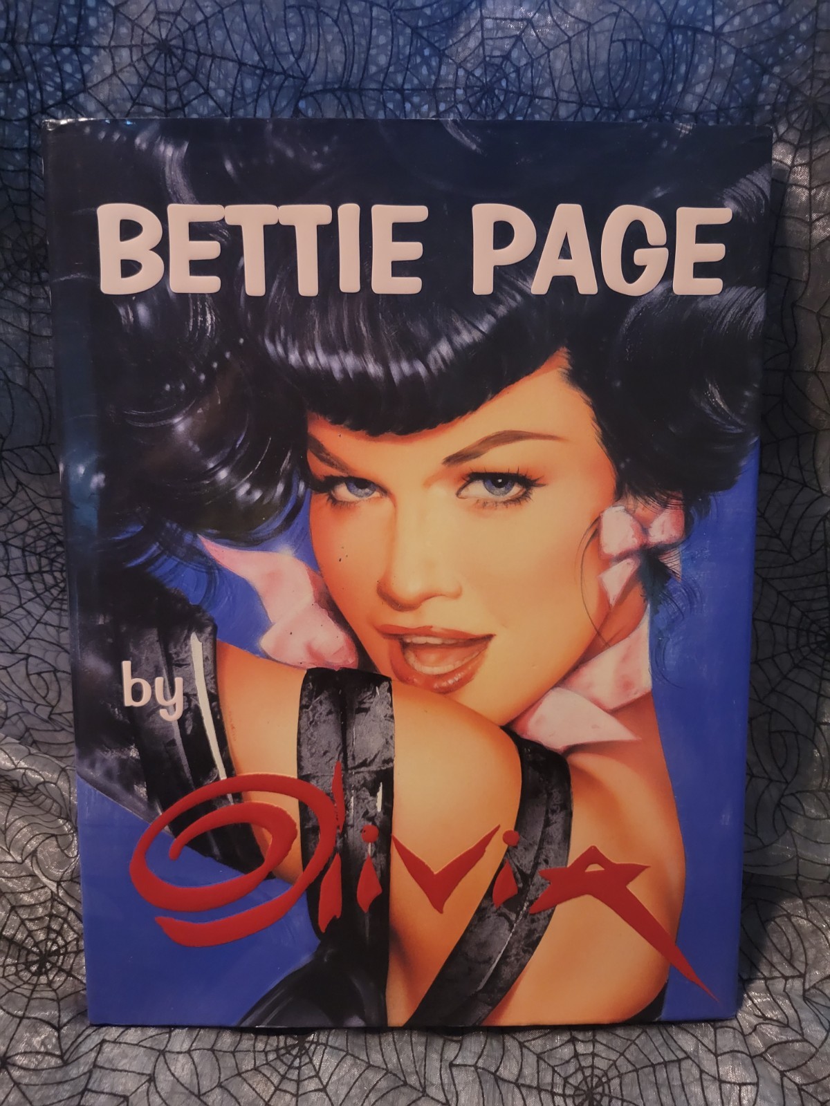 Bettie Page by Olivia 2006 Hardcover Art Book 1st Ed. Print Olivia De Berardinis