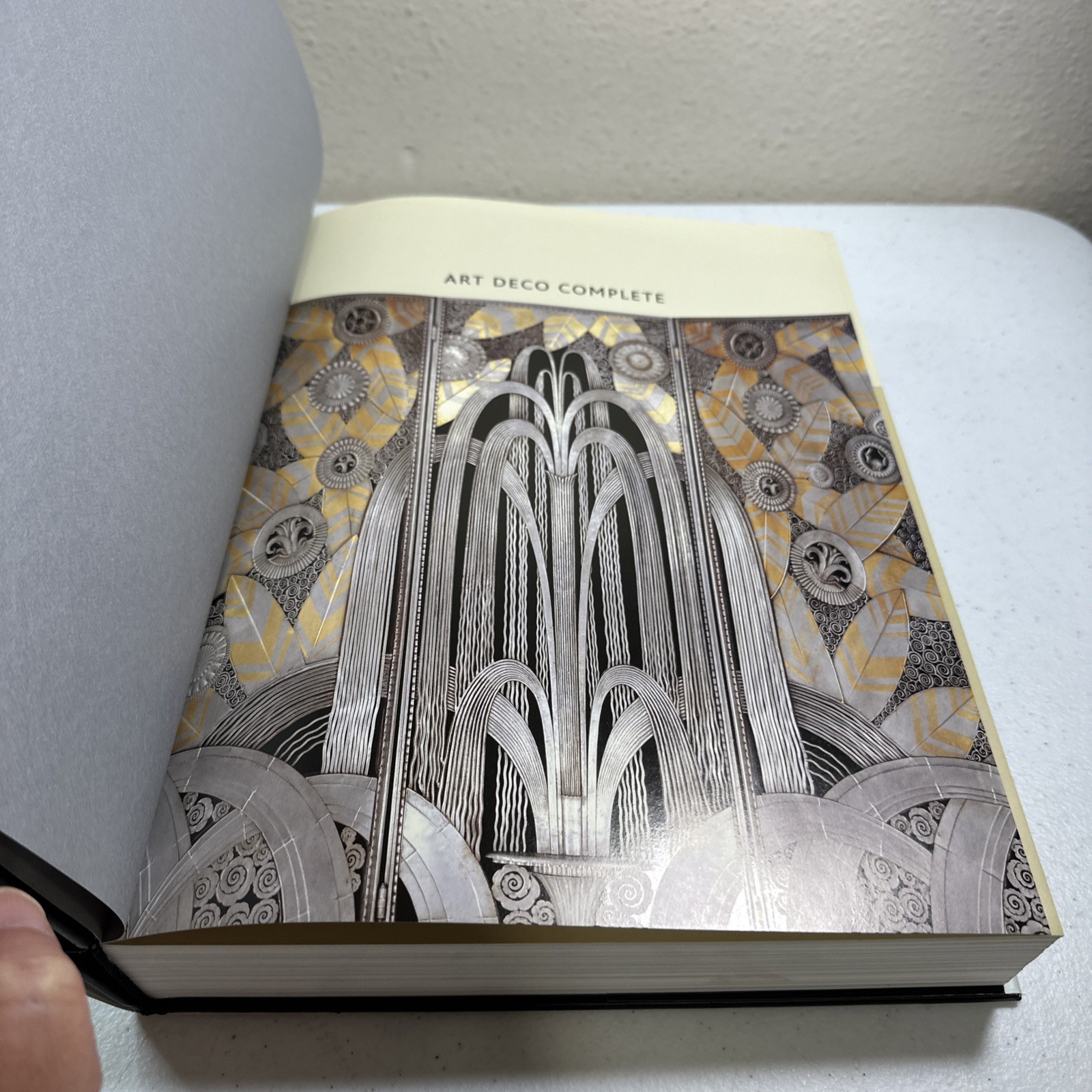 Art Deco Complete: The Definitive Guide to the Decorative Arts of the 1920s