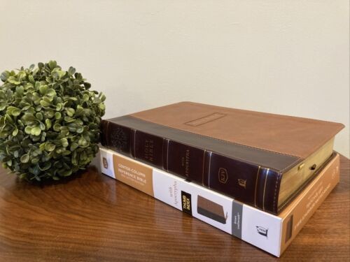 KJV Bible with APOCRYPHA | Thumb-indexed | Authorized King James Version